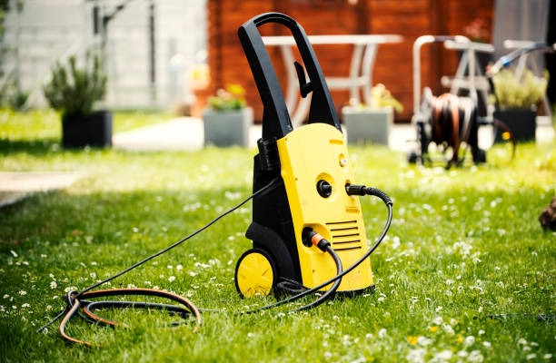 Best Graffiti Removal  in Crystal Lawns, IL
